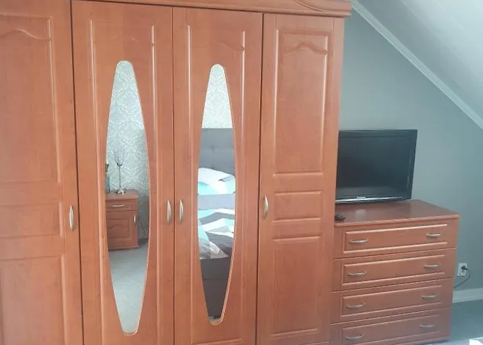 Dom Goscinny Vollare Pensión Darłowo