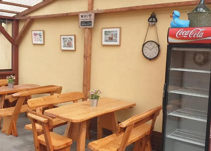 Dom Goscinny Vollare Pensión Darłowo